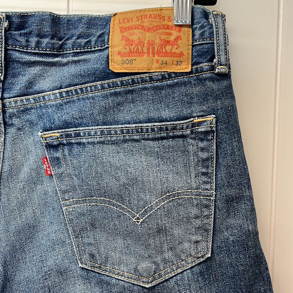Levi’s 508 Straight Leg Denim Blue Jeans Fade Lines Vintage Wash Hemmed to 27”